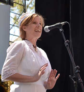 Holly O'Hair with the Sedalia Ragtime Orchestra